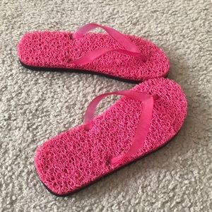 spongy flip flops